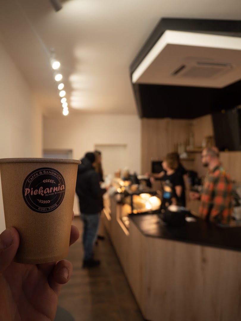 Piekarnia Achim Staszak - Caffe & Sandwich | Świeże pieczywo| Kanapki śniadaniowe| Chleb na zakwasie | Kawa i herbata · Zdjęcia 11